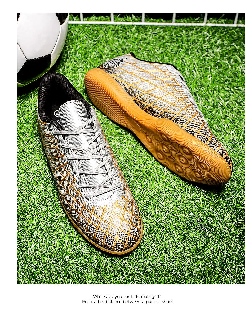 Stylish Low-Top Soccer Cleats for Adult and Kids, Matches